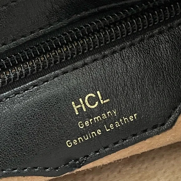 HCL Handcrafted Leathergoods Dark Brown Leather, Zip Closure, Shoulder Bag. - Picture 9 of 12